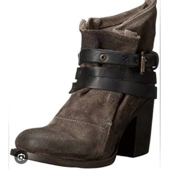freebird Shoes - New Freebird 7 Blaze High Heel Bootie Cognac edgy distressed leather ankle boot